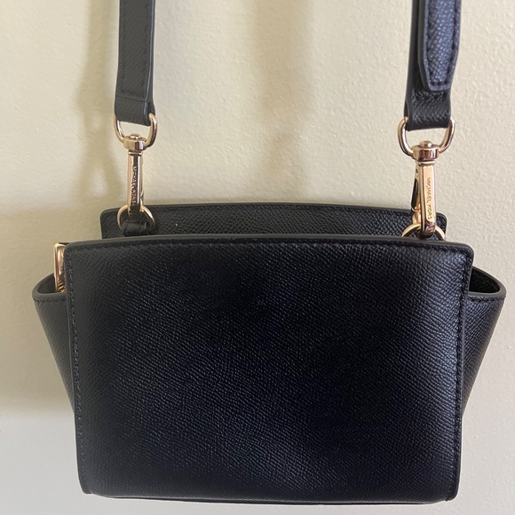 Michael Kors Selma Crossbody - Picture 2 of 7